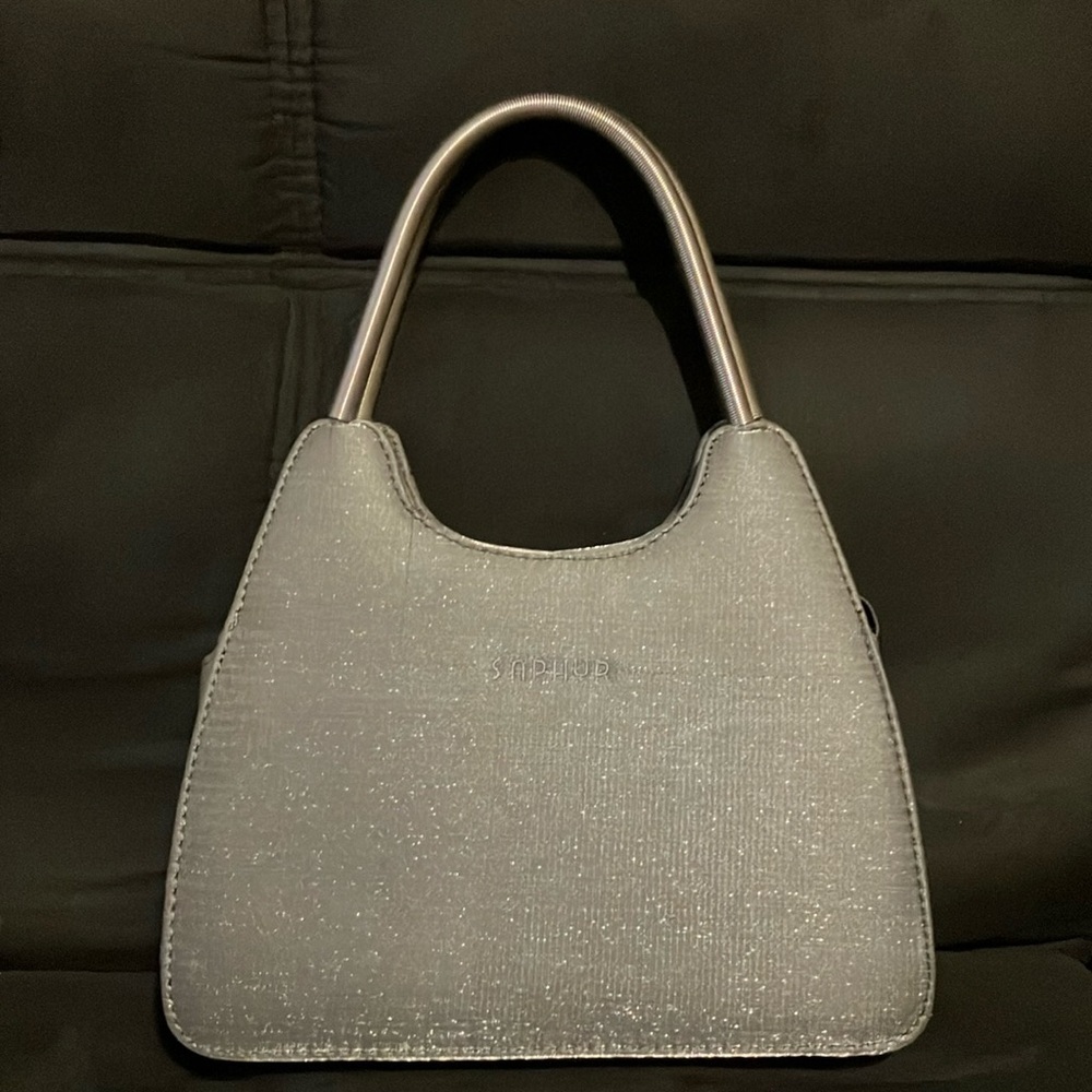 🌸 3/$15 Saphyr silver bag